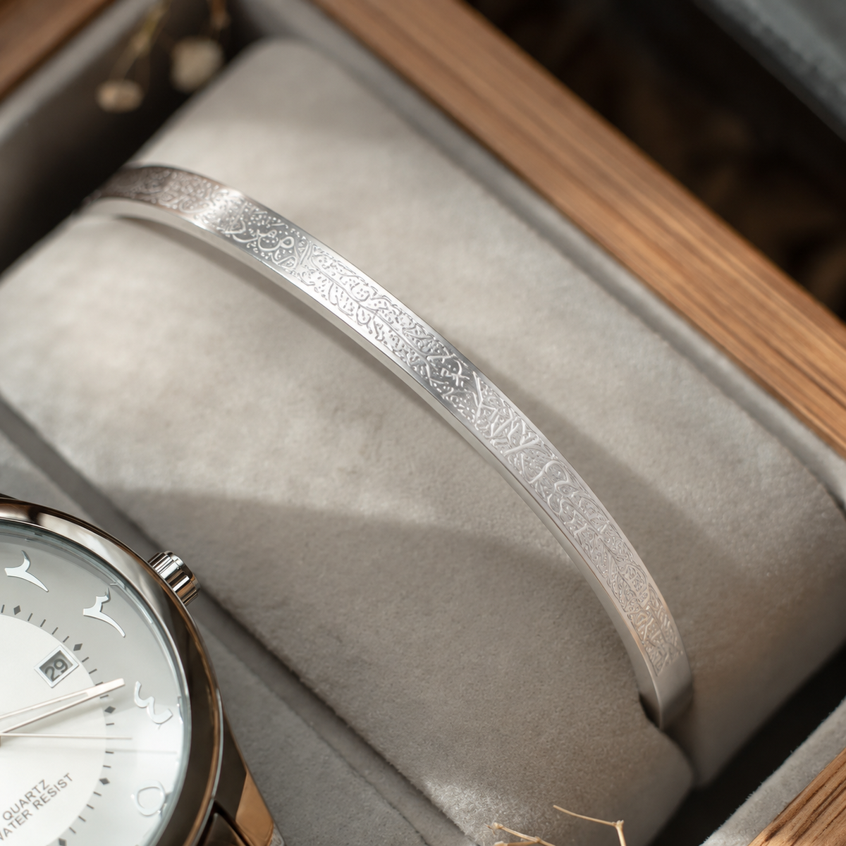 Dolce & Gabbana The One x Casio Classic Arabic